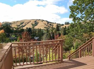 11 Sutro Ct, Novato, CA 94947