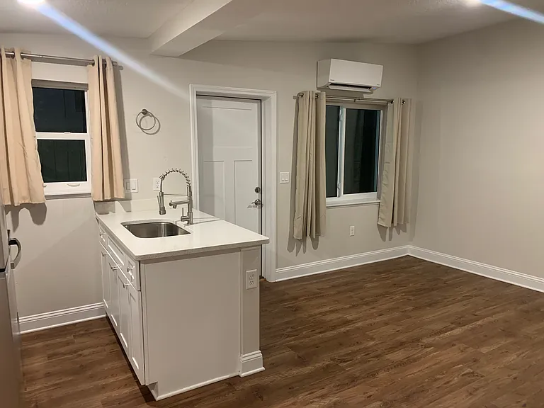 145 Halifax Ave #3 — Photo 3