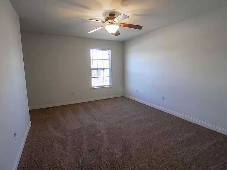 4612 Dehaven Dr — Photo 23