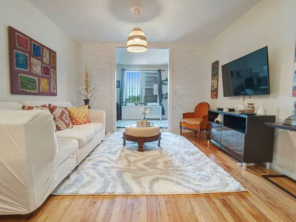 41-31 51st St APT 6L, Queens, NY 11377