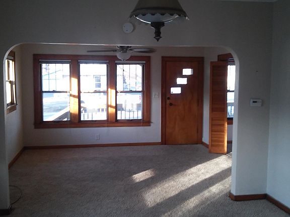 Living room dining room