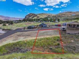 402 Deschutes Ln, Rufus, OR 97050