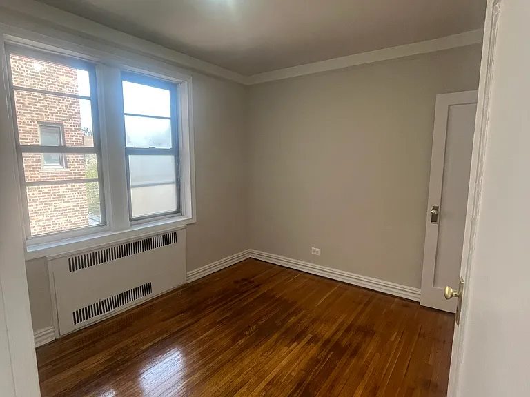 43-25 43rd St #5C — Photo 3