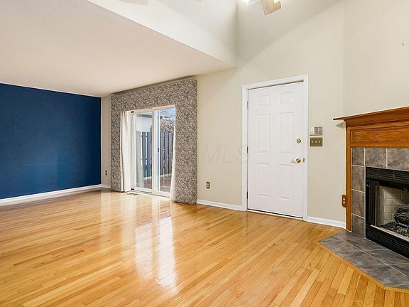 4th image of 617 Olentangy Woods Dr
