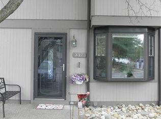 317 Ridge Point Cir, Bridgeville, PA 15017