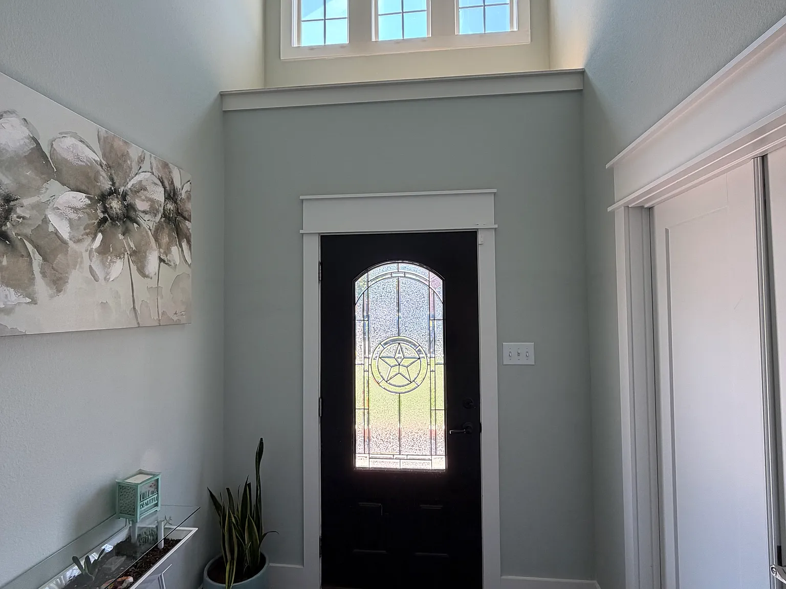 4 bed, 2000 sqft, $4,500 — Photo 2