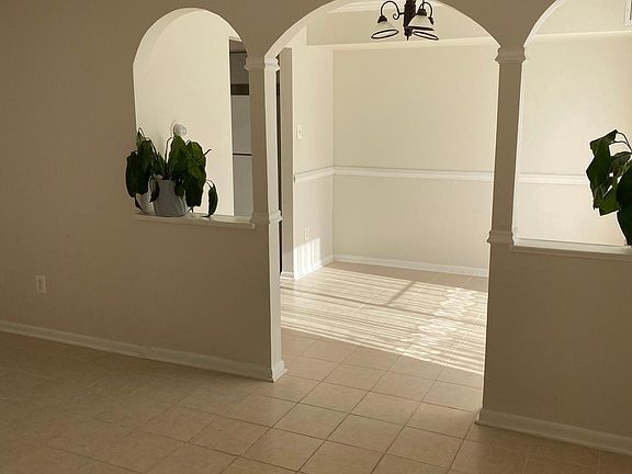 2nd image of 3852 Manzanita Pl #62C