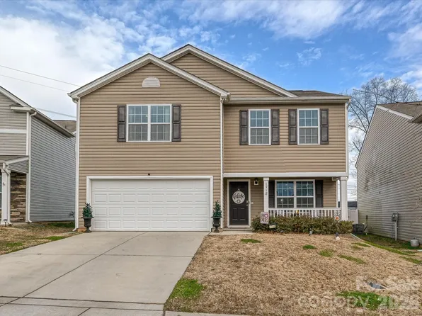 1718 Gaston Mountain Dr, Dallas, NC 28034