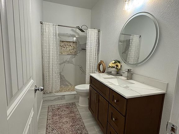 3rd image of 853 McCauley Way