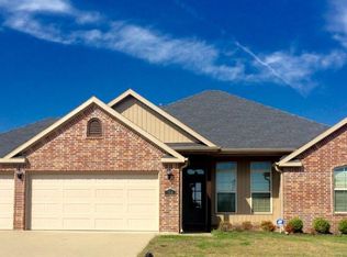 7642 Alivia Cir, Springdale, AR 72762