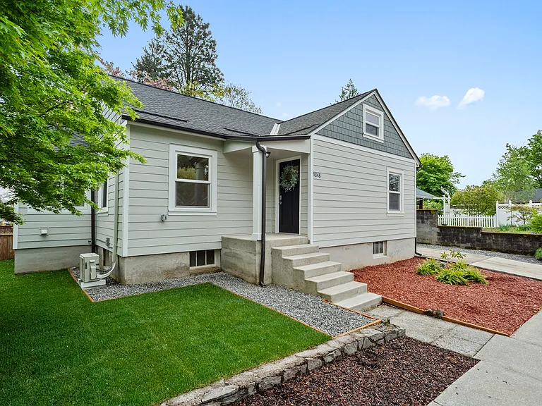 1346 NW Couch St — Photo 32