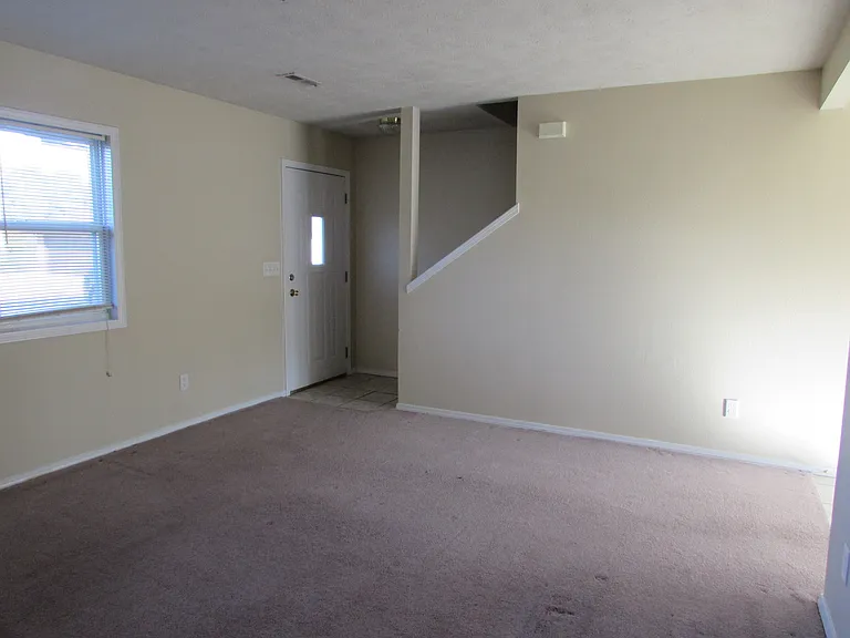 20115 Salina Rd — Photo 12
