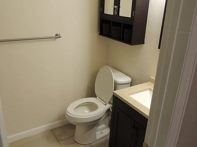 396 Cove Blvd #13 — Photo 7