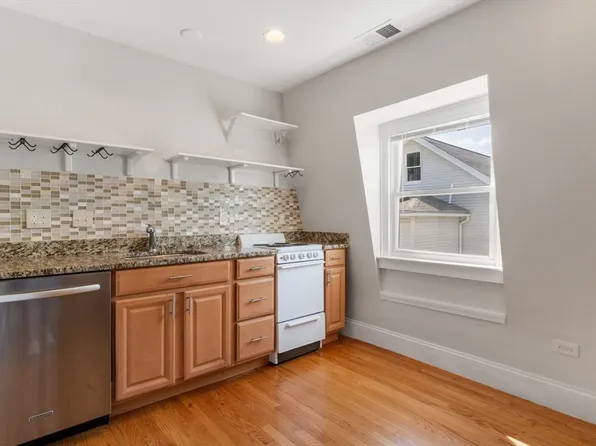 102 Jaques St, Somerville, MA