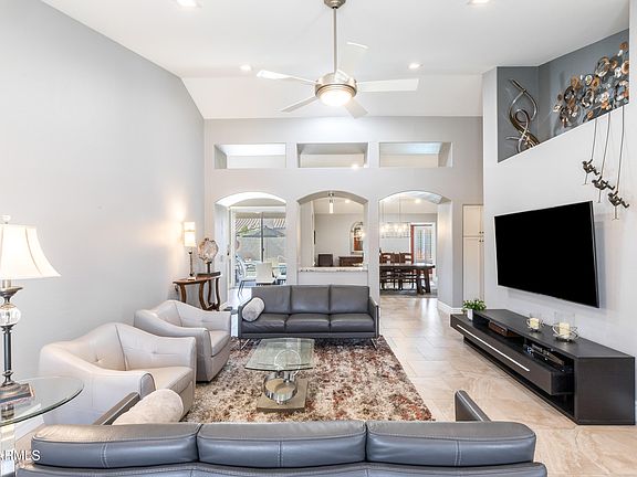 4th image of 8744 W ROSEMONTE Drive