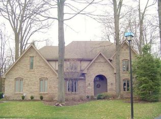 7516 Rymoor Dr, Sylvania, OH 43560