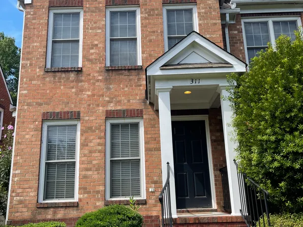 311 Herman Melville Ave, Newport News, VA 23606