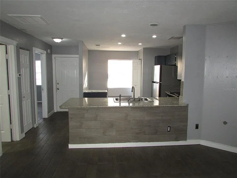 12715 Raeburn Way — Photo 6