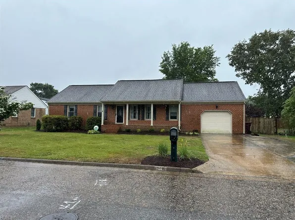 711 Waterstock Ct, Chesapeake, VA 23322