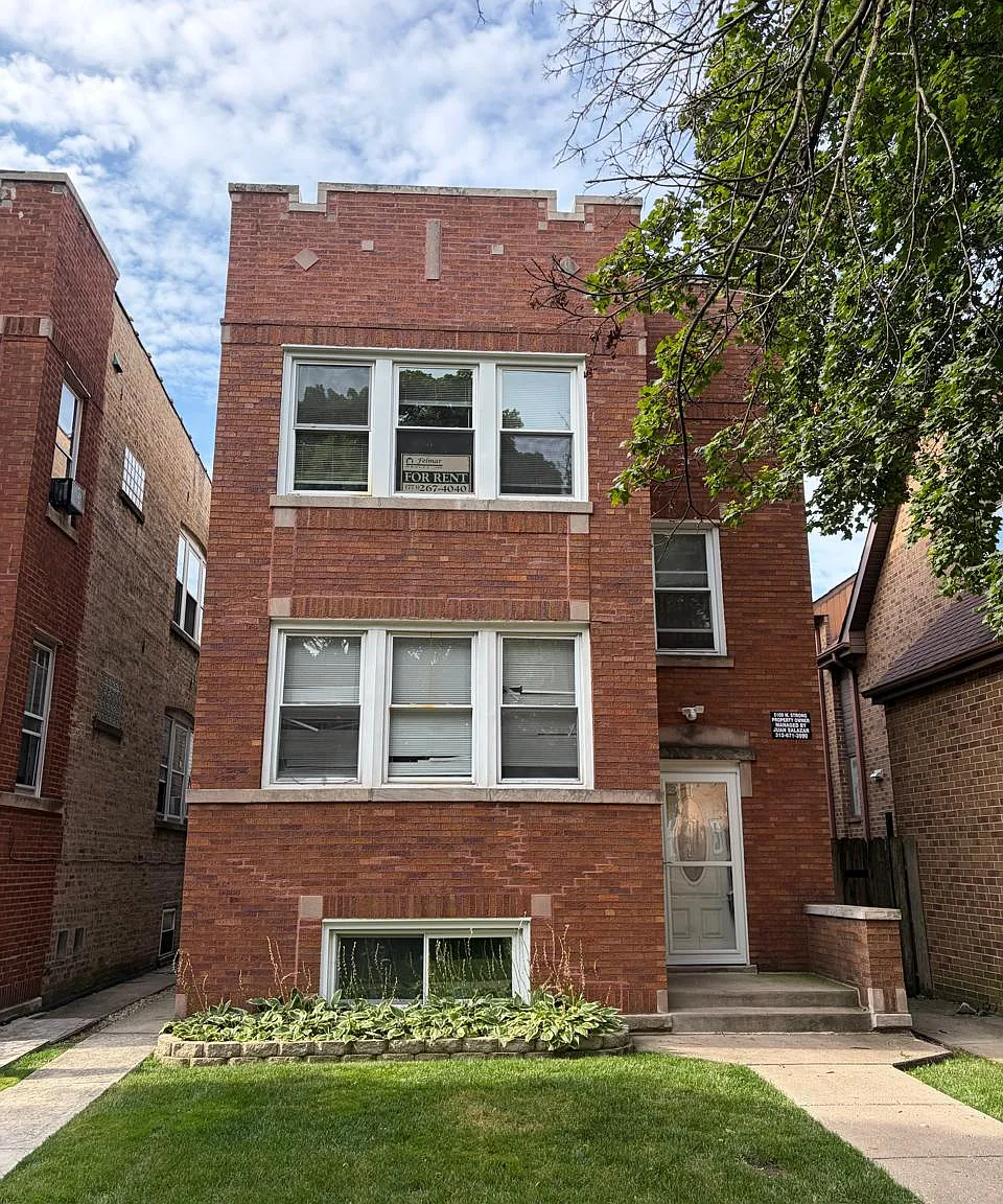 2 bed, 800 sqft, $1,600 — Photo 1