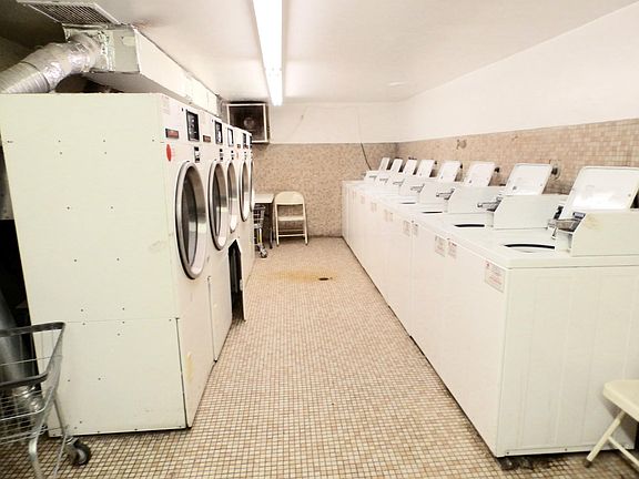 3rd image of 68 E 19th St APT 4H