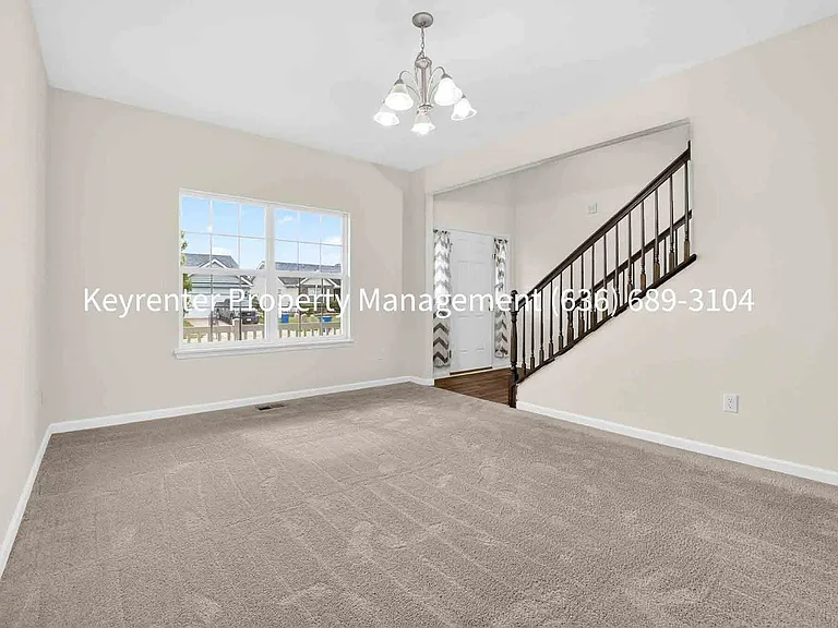 229 Charlestowne Place Dr — Photo 10