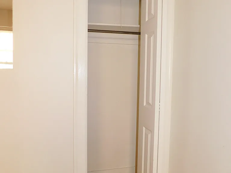 1200 Simpson St — Photo 12