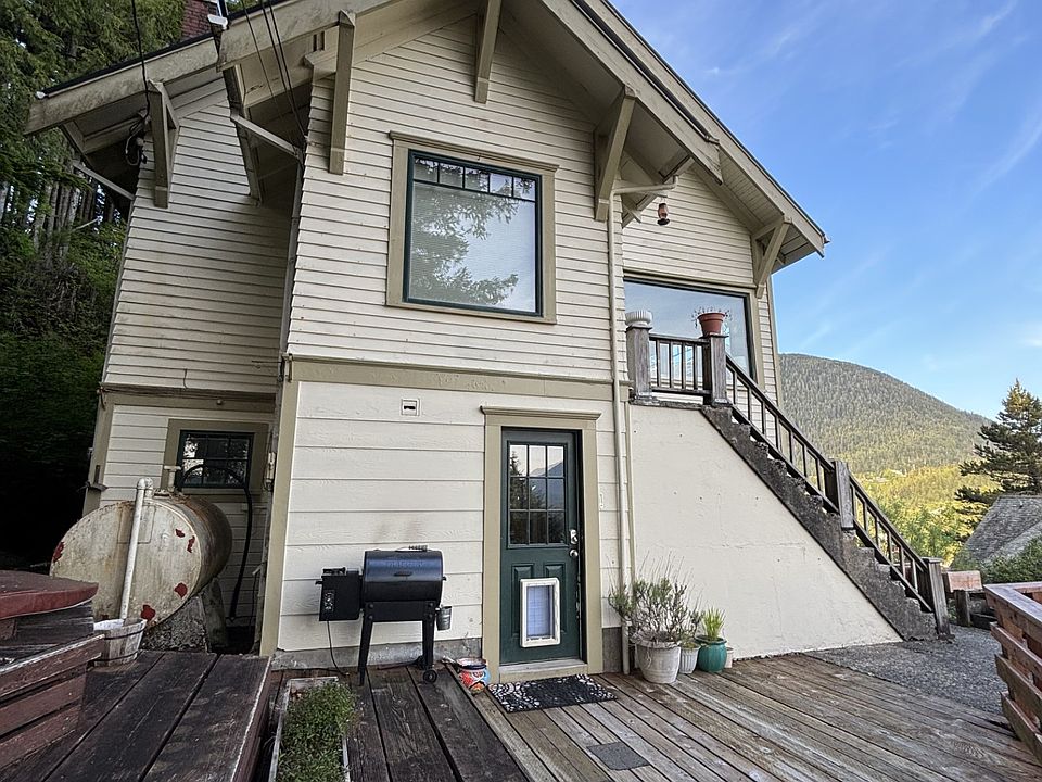 2nd image of 507 Cedar St #1