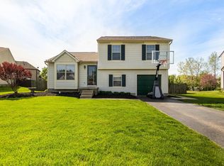 2357 Royal Creek Ct, Grove City, OH 43123