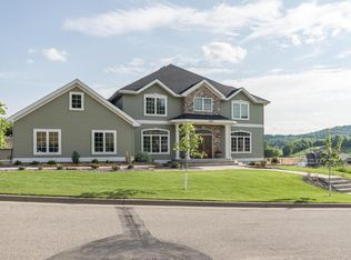 2444 Spring Hill Way, Onalaska, WI 54650