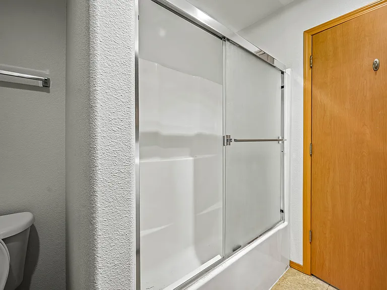 5603 SE 119th Ave — Photo 11