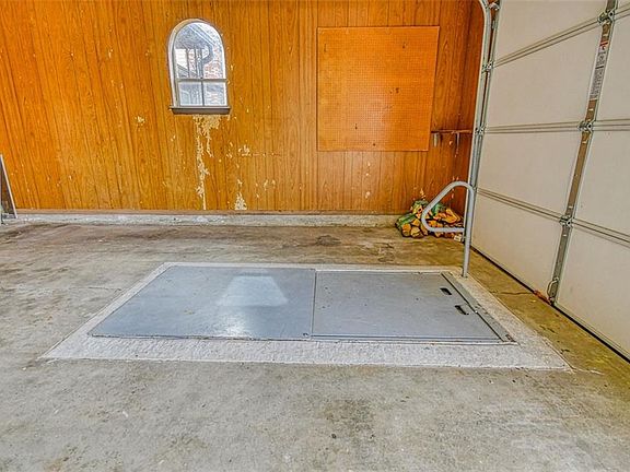 5th image of 1418 Cambridge Dr