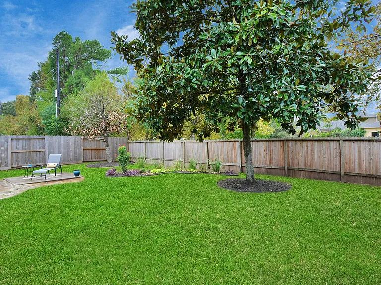 23939 River Place Dr — Photo 37