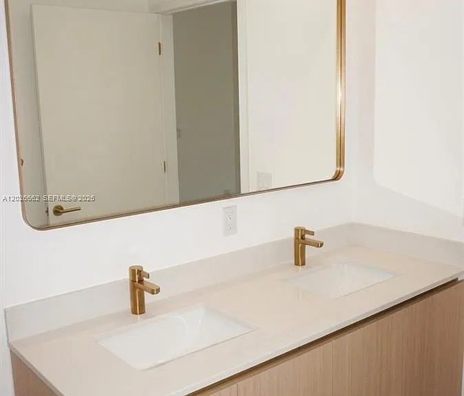 90 NE 32nd St #209 — Photo 11