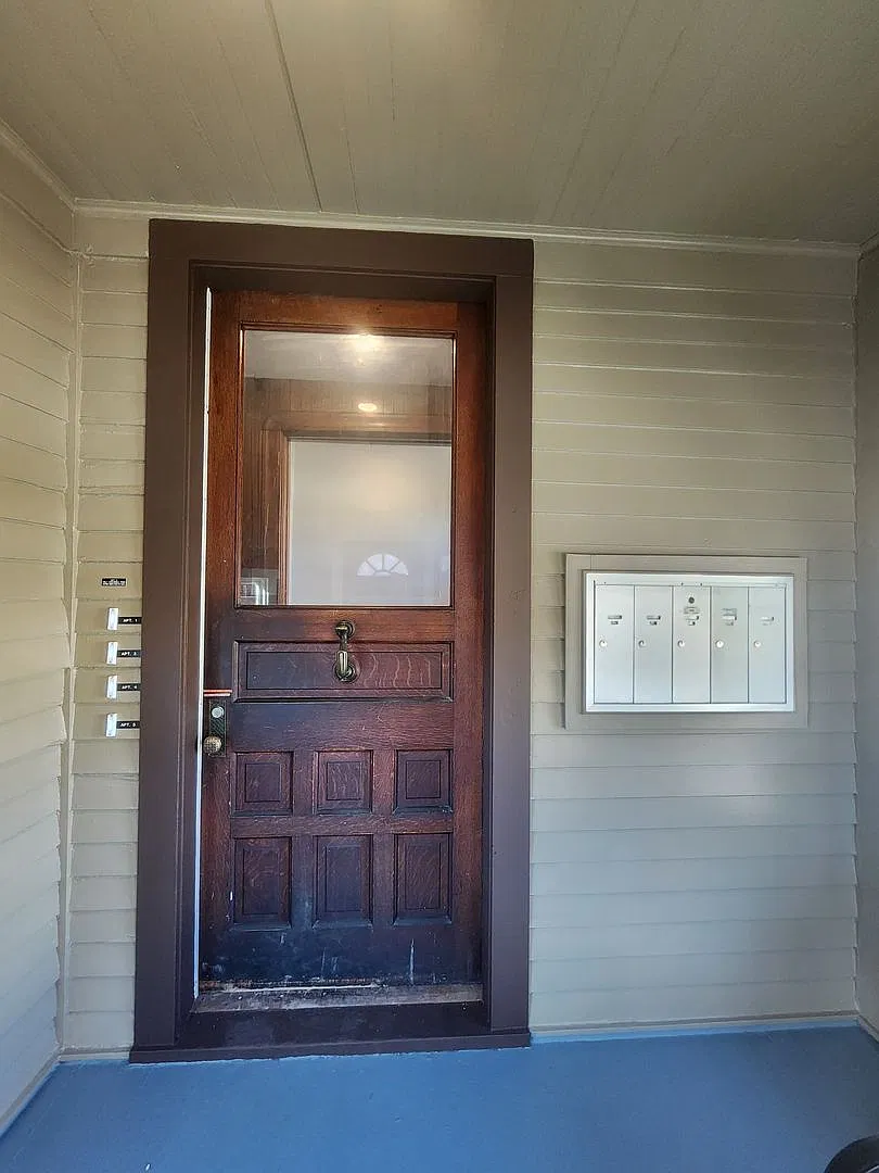 1BR Unit - Freshly Remodeled — Photo 3