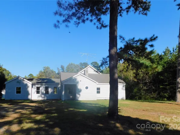 1910 State Highway 109 Hwy N, Troy, NC 27371