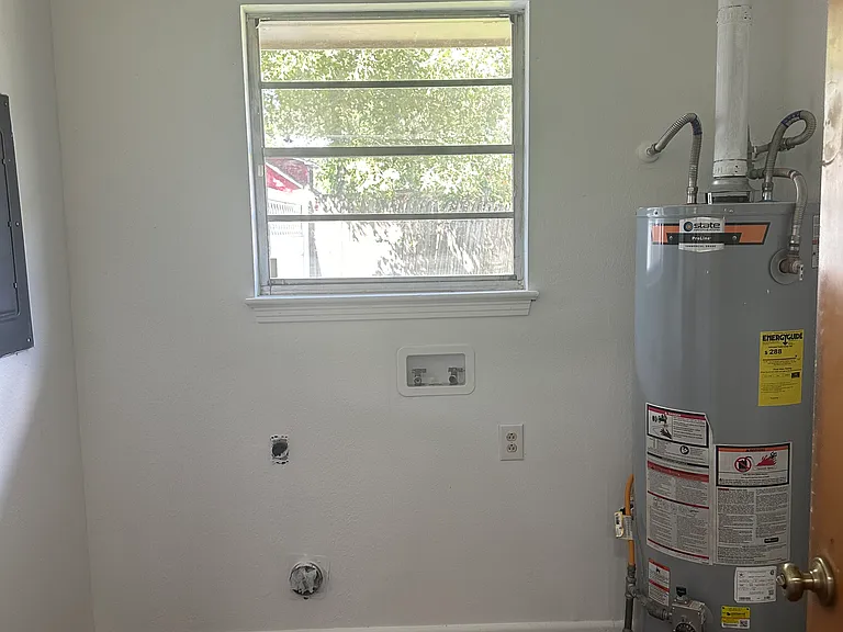 11735 Archery Dr — Photo 4