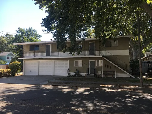 Floor plan 141 N. Laurel St.