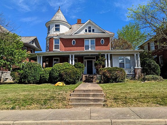 4th image of 272 Newman Ave