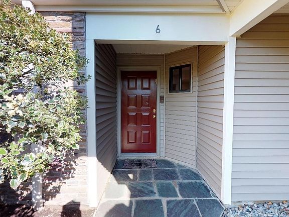 2nd image of 6 Venturi Ct