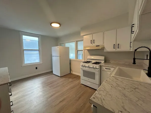 1725 Mills Ave, Cincinnati, OH 45212