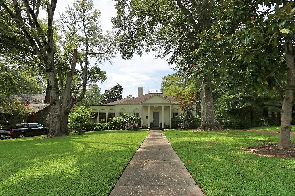 639 N Madison St, Tupelo, MS 38804 Zillow