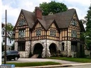 25 Montrose Ave APT 4, Bryn Mawr, PA 19010