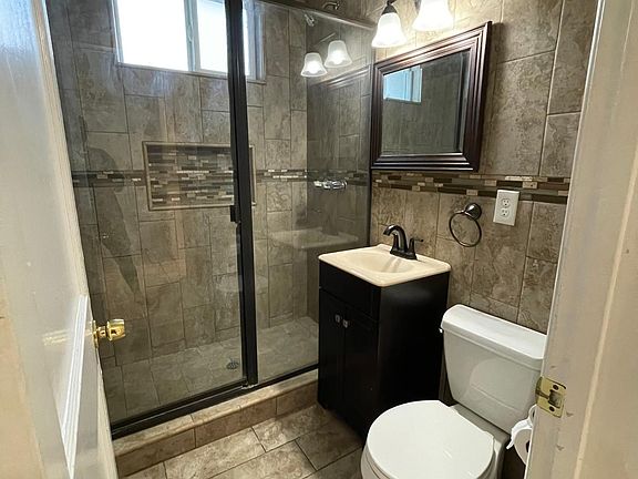 5th image of 11909 Excelsior Dr