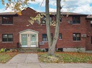 57-54 244th Street Lower Unit, Douglaston, NY