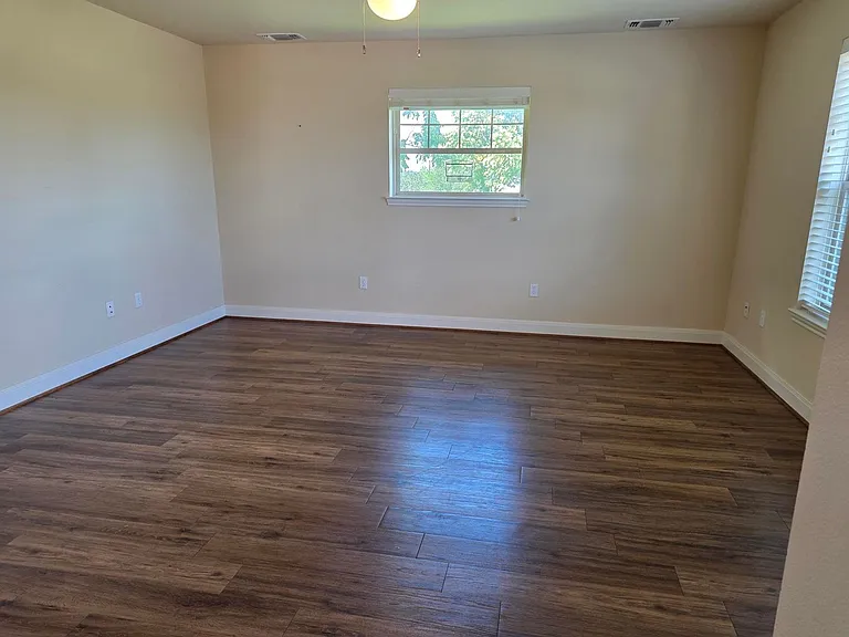 1004 E Hill St #B — Photo 6