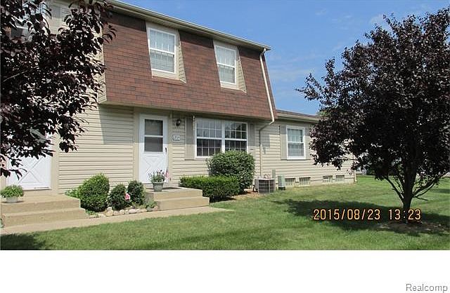 1st image of 264 Aqueduct Dr #1
