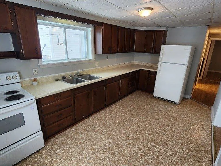 57 Park St #3 — Photo 3