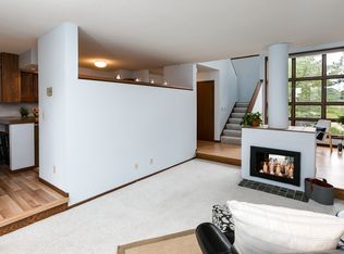 1337 Spencer Rd W, Saint Paul, MN 55108