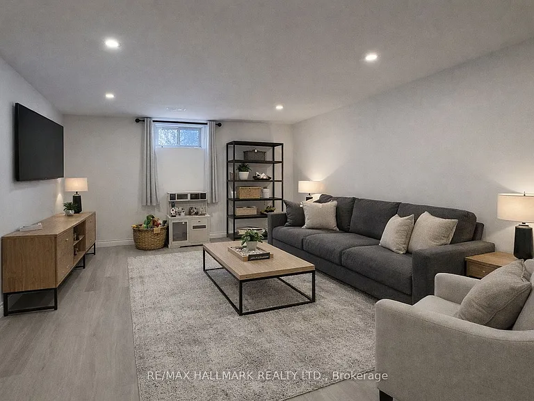 6 Bailey Cres #BASEMENT — Photo 8
